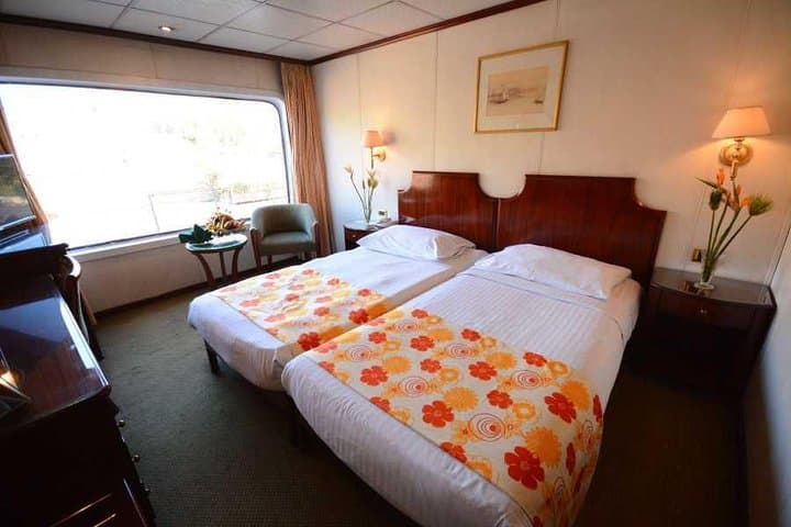 aswan-to-luxor-4-day-nile-cruise-temples-and-river-relaxation photo 5