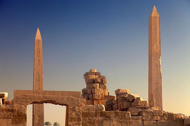 Full-Day Luxor East & West Bank Tour with Hot Air Balloon, Valley of the Kings and Lunch photo 6