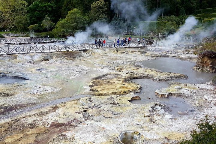 Explore Furnas: Full-Day Geothermal Tour to Terra Nostra & Natural Hot Springs photo 4