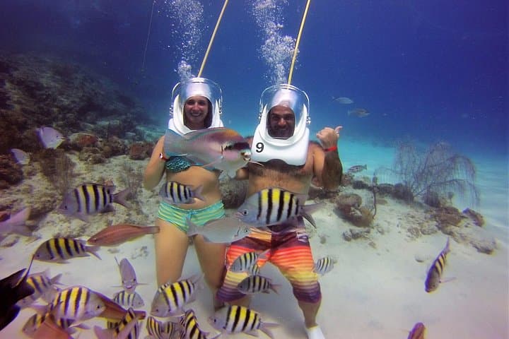 Aquanautas Helmet Diving in San Andrés — Underwater Walk to the Poseidon Statue photo 4