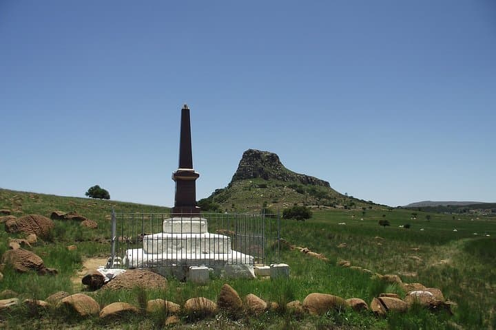 Rorkes Drift and Isandlwana Day Tour from Durban: Walk the 1879 Battlefields