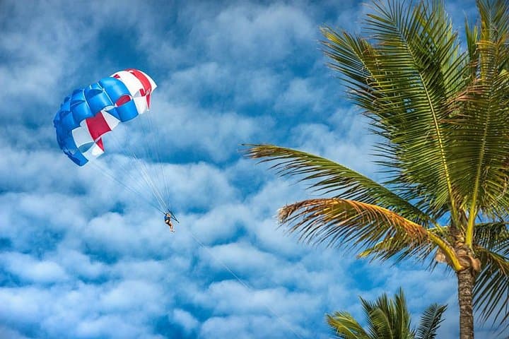 Parasailing in Hurghada: 500-Foot Red Sea Flight Experience photo 5