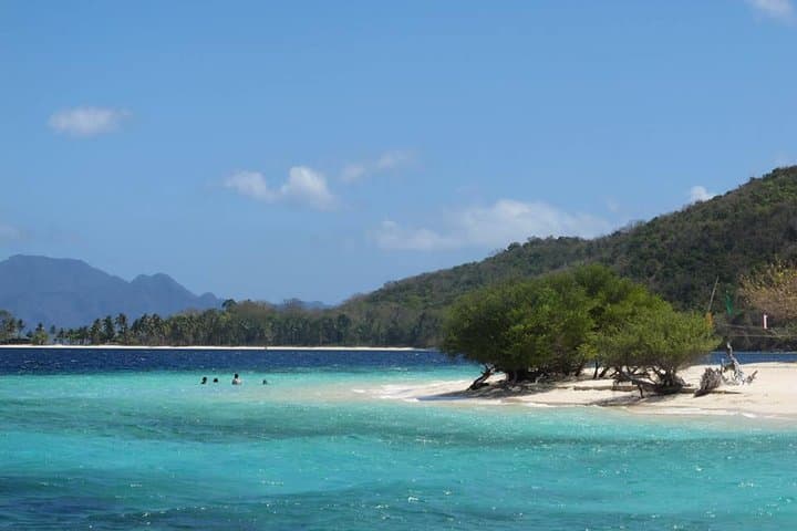 Coron Reefs and WWII Wrecks: One-Day Snorkel & Island Tour photo 4