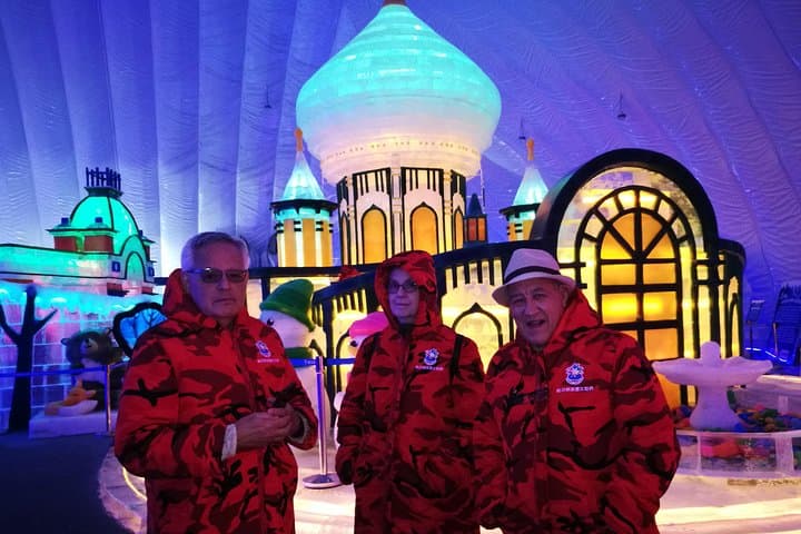 1-Day Harbin Private Tour: Saint Sophia, Sun Island & Songhua River photo 2