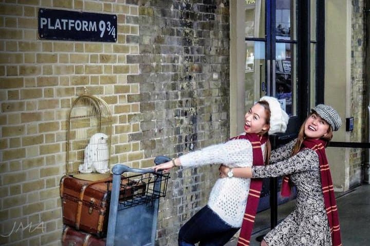 Private Harry Potter London Walking Tour — Film Locations & Wizarding Sights photo 1