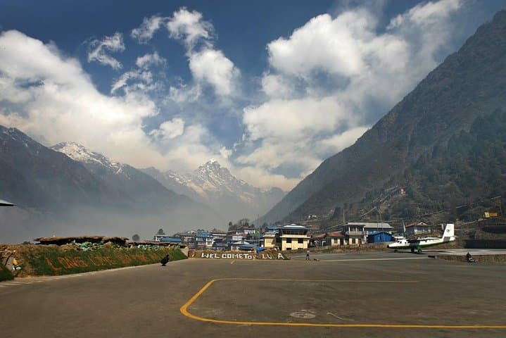Everest Base Camp Trek with Helicopter Return - 10 Day Itinerary & Preparation Guide photo 2