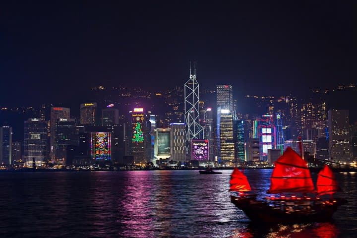Private Hong Kong Walking Tour with a Local: Highlights & Hidden Gems photo 5