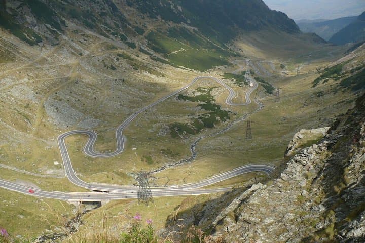 Transfagarasan Highroad Tour from Brasov: Balea Lake, Vidraru Dam & Historic Sites photo 3