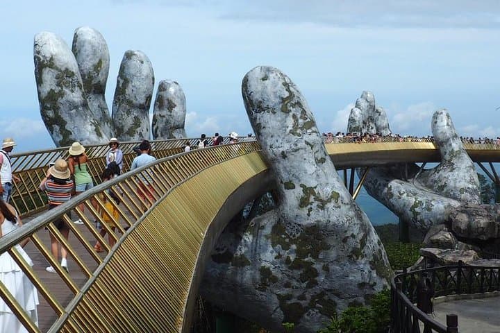 Golden Bridge & Ba Na Hills Cable Car: Private Day Trip from Da Nang or Hoi An