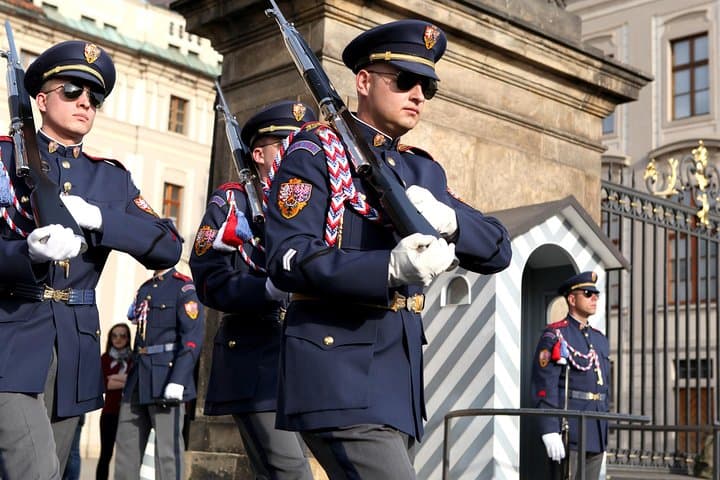 Private Prague Castle & Castle District Walking Tour — Guided Historic Walk photo 4