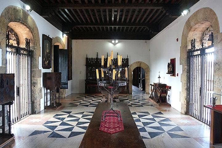 Santo Domingo Day Trip from Punta Cana: Colonial Zone, Cathedral & Tres Ojos photo 6