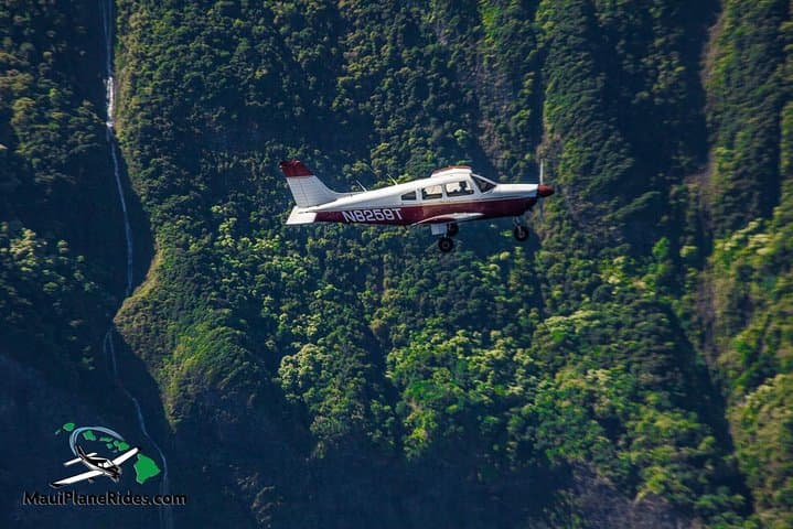 Private Maui Five-Island Air Tour — Molokini, Lanai, Kahoolawe & West Maui from Kahului