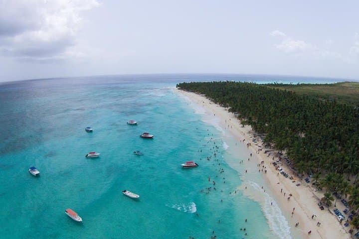 Saona Island Excursion: Catamaran and Speedboat Day Trip from Punta Cana photo 6