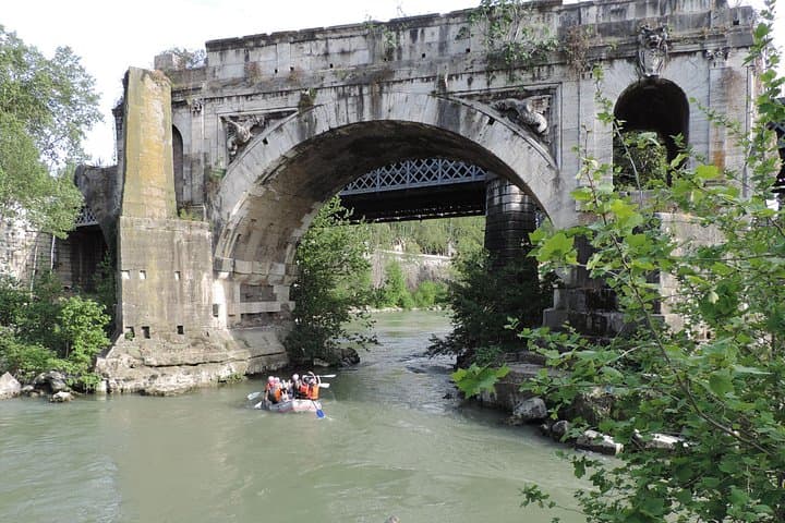 Rafting the Tiber: Urban River Tour of Rome from Porta del Popolo photo 4