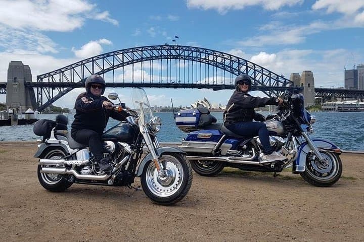 Ride Sydney: 1-Hour Motorcycle Sights Tour Across the Harbour Bridge