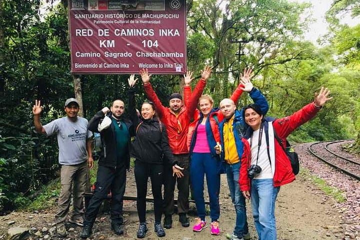 One-Day Inca Trail to Machu Picchu via Sun Gate — Vistadome Train & Glamping Service photo 3