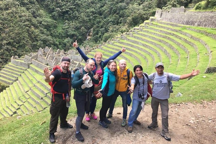 One-Day Inca Trail to Machu Picchu via Sun Gate — Vistadome Train & Glamping Service photo 4