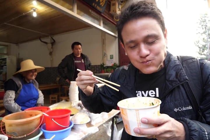 Beijing Hutong Street Food Walking Tour — Private Tasting & Bizarre Eats photo 6