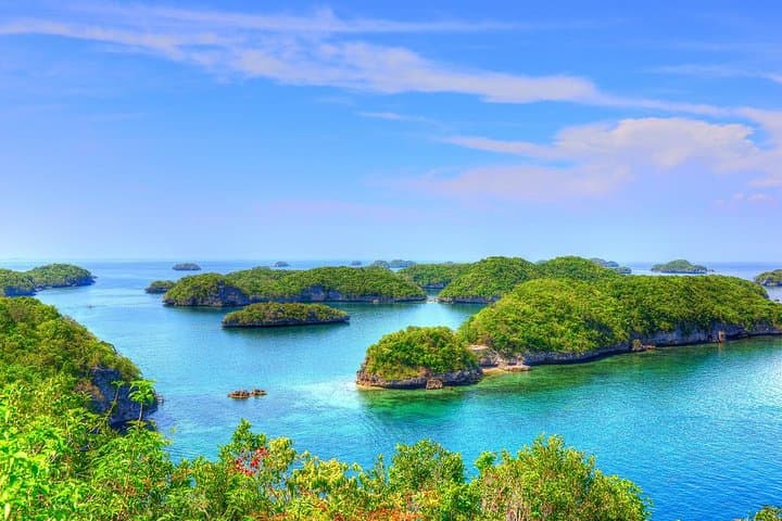 Hundred Islands Day Tour from Manila – Alaminos Island Hopping & Boat Trip photo 3