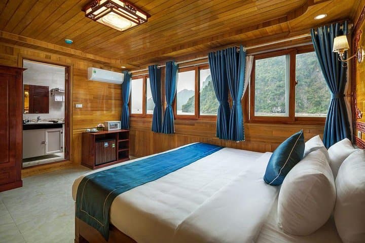 3-Day Lan Ha & Ha Long Bay Cruise with Kayaking and Swimming photo 6