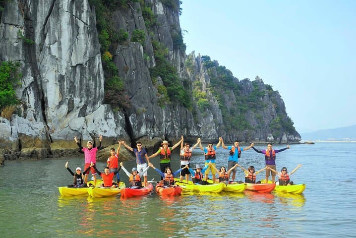 Lan Ha Bay Deluxe Overnight Cruise & Kayaking from Cat Ba — 2-Day Guide photo 5