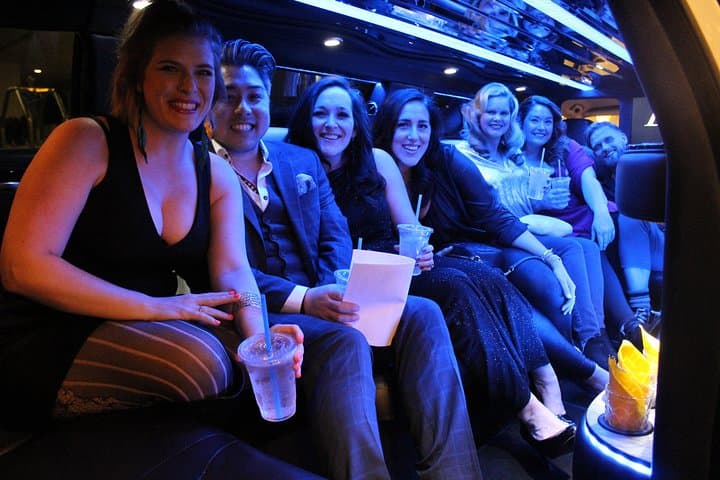 Cruise the Las Vegas Strip: 1.5-Hour Limo Tour with Champagne & Pro Photos photo 2