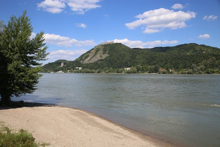Bicycle and Canoe Day Trip from Budapest to the Danube Bend photo 5