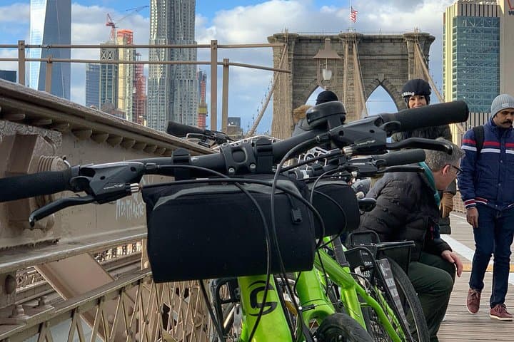 Private NYC Bike Tour: Full-Day Guided Ride from Columbus Circle to DUMBO photo 3
