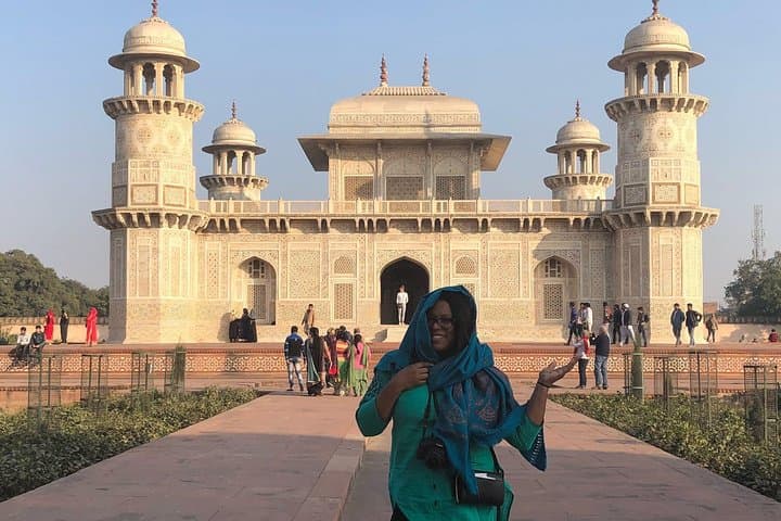 Private Day Tour to the Taj Mahal & Agra from Delhi — Car, Guide & All-Inclusive Entry photo 4