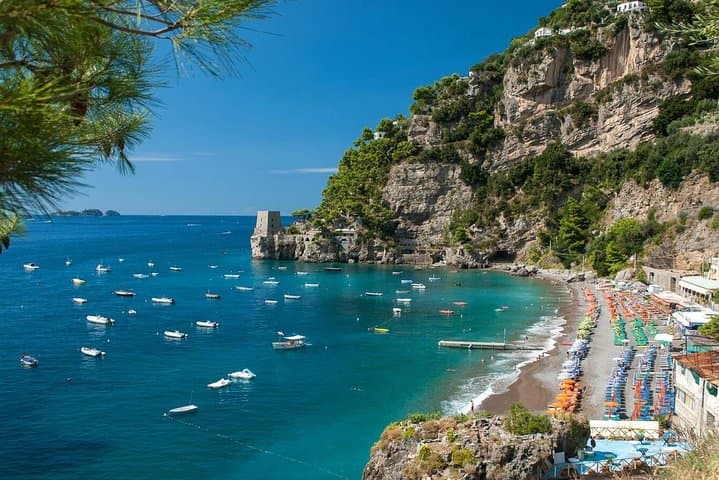 Pompeii Sorrento and Positano Private Day Tour with Pompeii Guide