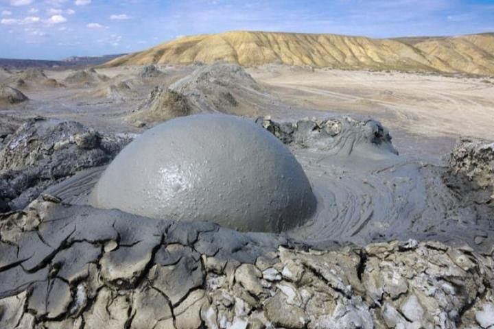 Gobustan & Mud Volcanoes Private Tour from Baku: Rock Art, Geology & Mosque Visit photo 6