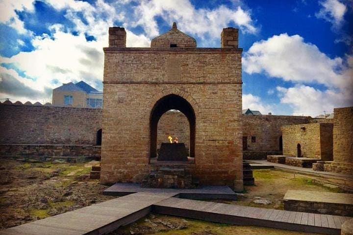 Full-Day Private Baku Tour: Gobustan, Mud Volcanoes & Eternal Fire photo 4