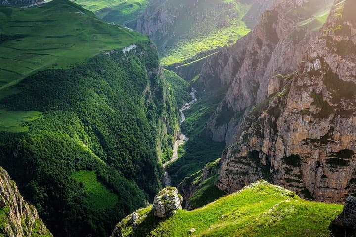 Khinalig Off‑Road Tour: High‑Altitude Village Drive from Quba photo 3