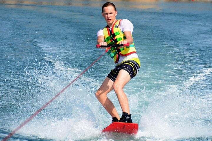 Ras Al Khaimah Wakeboarding & Water-Ski Intro Sessions photo 4