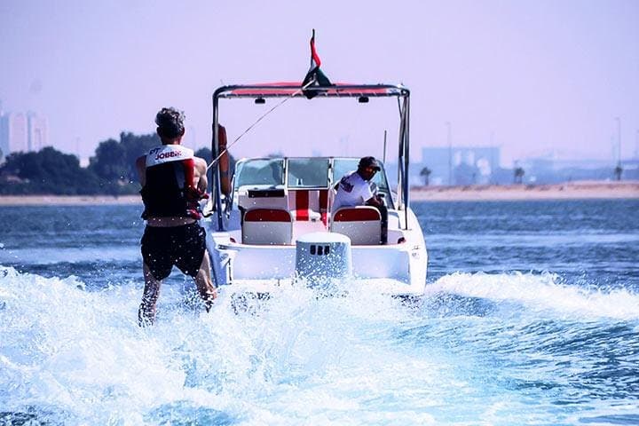 Ras Al Khaimah Wakeboarding & Water-Ski Intro Sessions photo 6