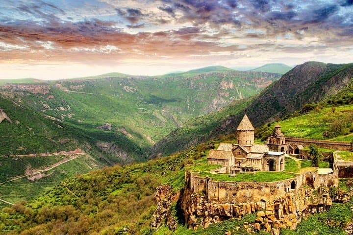 Five-Day Private Armenia Tour: Lakes, Monasteries & Wings of Tatev