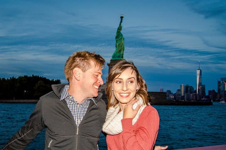 Sail Into the Night: The Enchanting NYC Skyline Tour photo 3