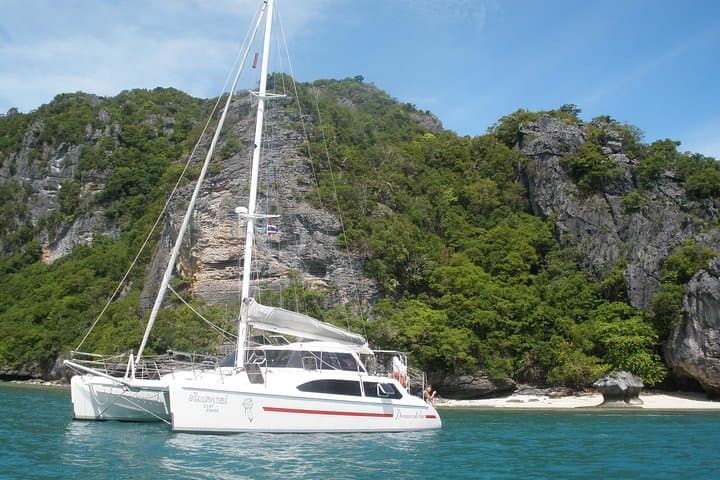 Private Catamaran Island Hopping from Bophut to Ko Phangan