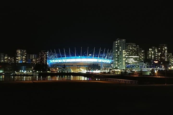 Vancouver Christmas Festival of Lights: Private Holiday Lights Tour photo 6