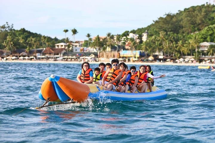 Boracay Banana Boat Ride: 15-Minute High-Speed Inflatable Adventure photo 5