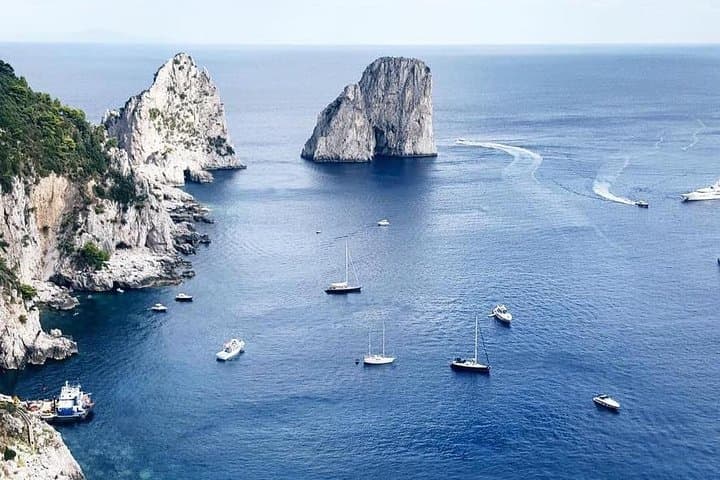 Private Capri Boat Tour from Positano — Swim, Snorkel & Hidden Grottos photo 5