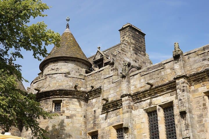Private Outlander Filming Locations Tour: Lallybroch, Doune, Drummond & Blackness photo 4