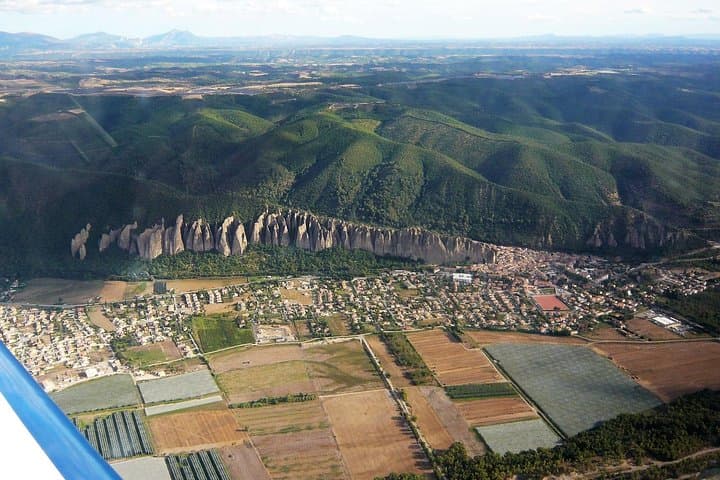 Private Provence Plane Tour: Scenic Flight Over Aix-en-Provence and the Luberon photo 3