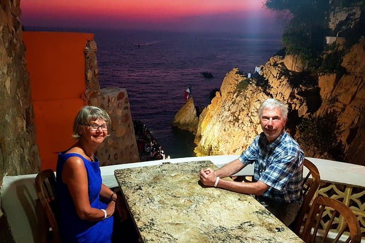 Evening at La Quebrada: Dinner and the High Cliff Divers of Acapulco photo 3