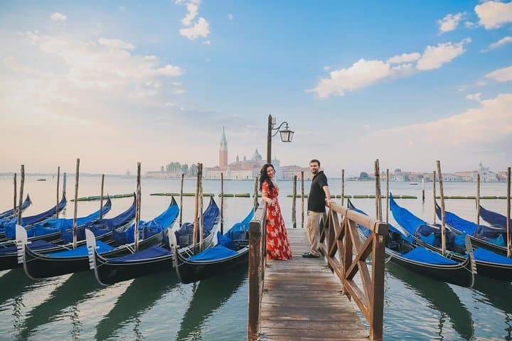 Venice Private Photography Session: 60-Minute Local Photographer Shoot photo 5