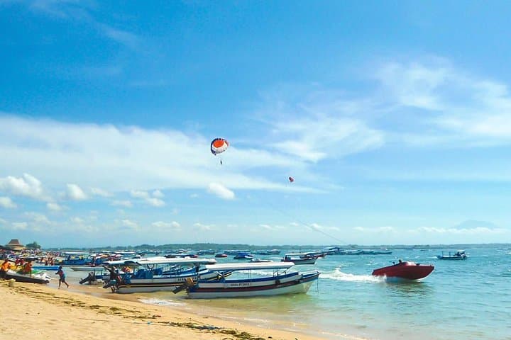 South Bali Full-Day Tour: Tanjung Benoa Watersports, GWK & Uluwatu photo 2