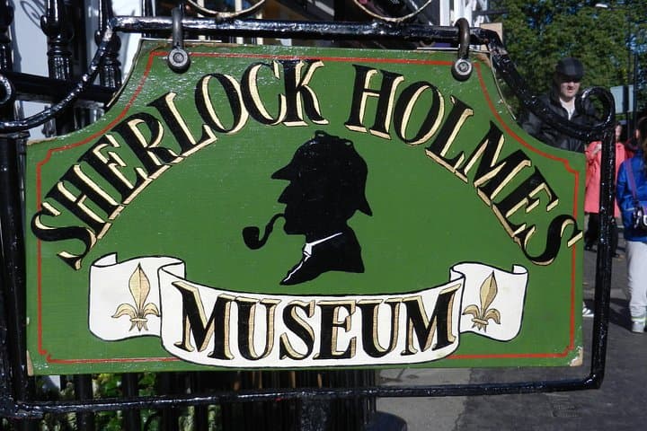 Sherlock Holmes Museum & London Top Sights Walking Tour — 221B Baker Street and 20 Iconic Sights photo 2