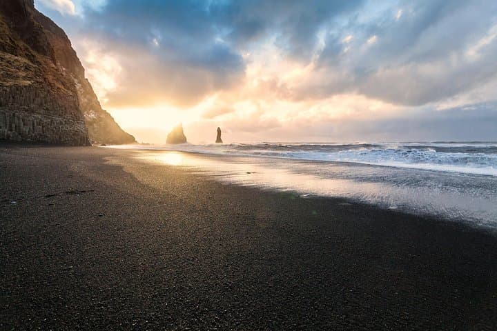 Private Jeep Tour from Reykjavík: Golden Circle to Reynisfjara in One Day
