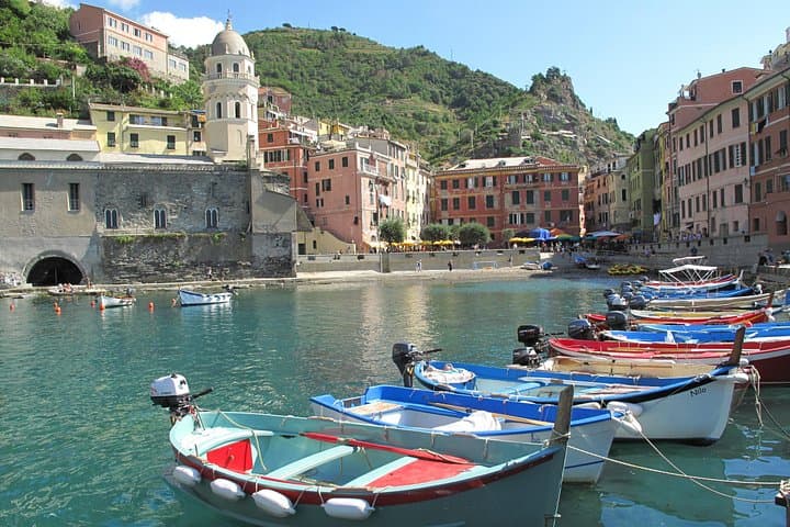 Private Cinque Terre Shore Excursion: Portovenere, Vernazza & Corniglia from La Spezia photo 3