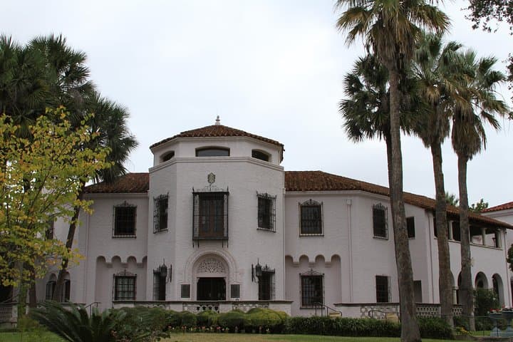 Half-Day Afternoon Historic San Antonio Tour — Missions, Museum Reach & Alamo Plaza photo 4